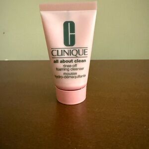 Clinique All About Clean Rinse-Off Foaming Cleanser - 1 fl oz /30ml